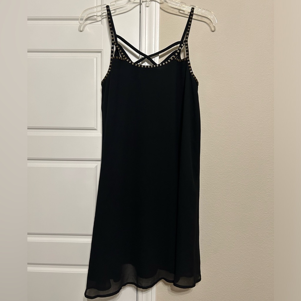 Forever 21 black crisscross back dress